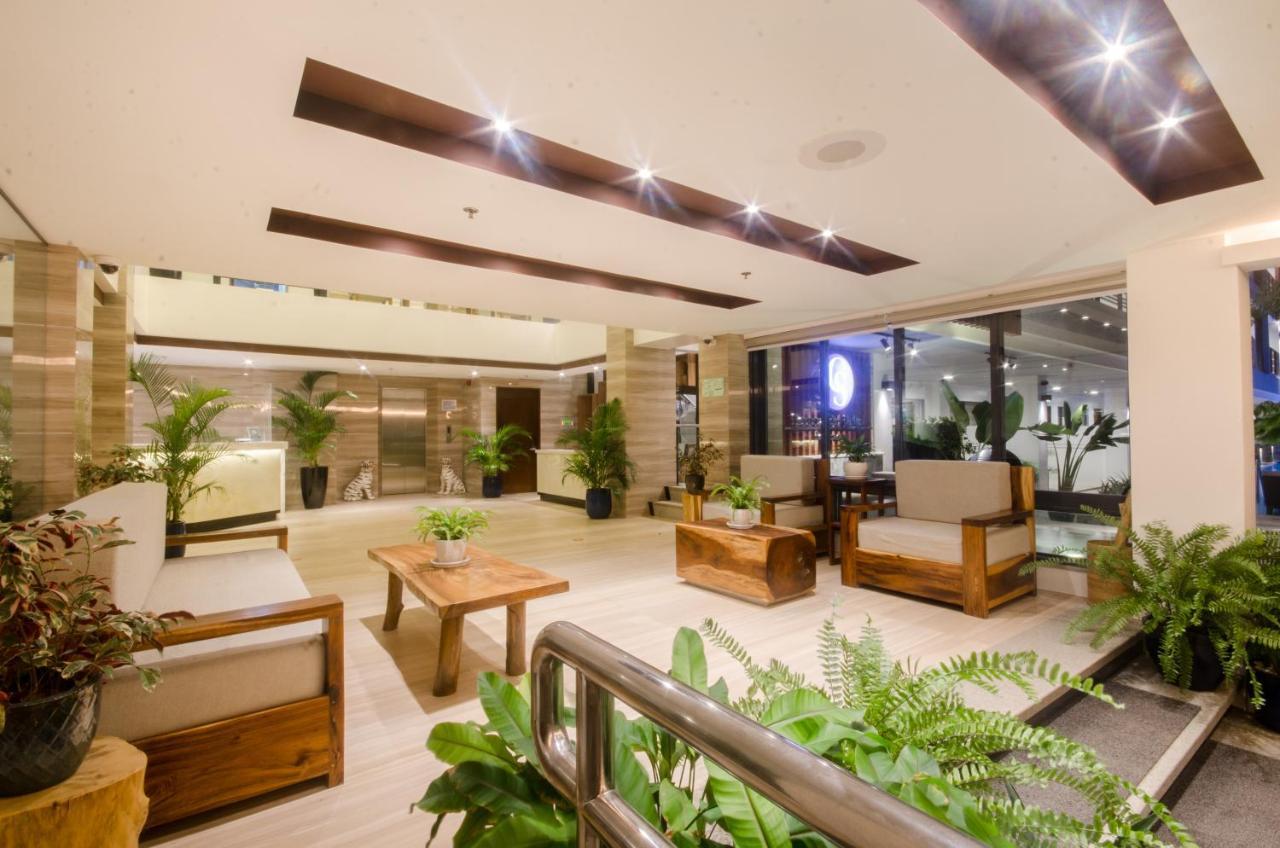 Commander Suites De Boracay Manoc-Manoc Kültér fotó